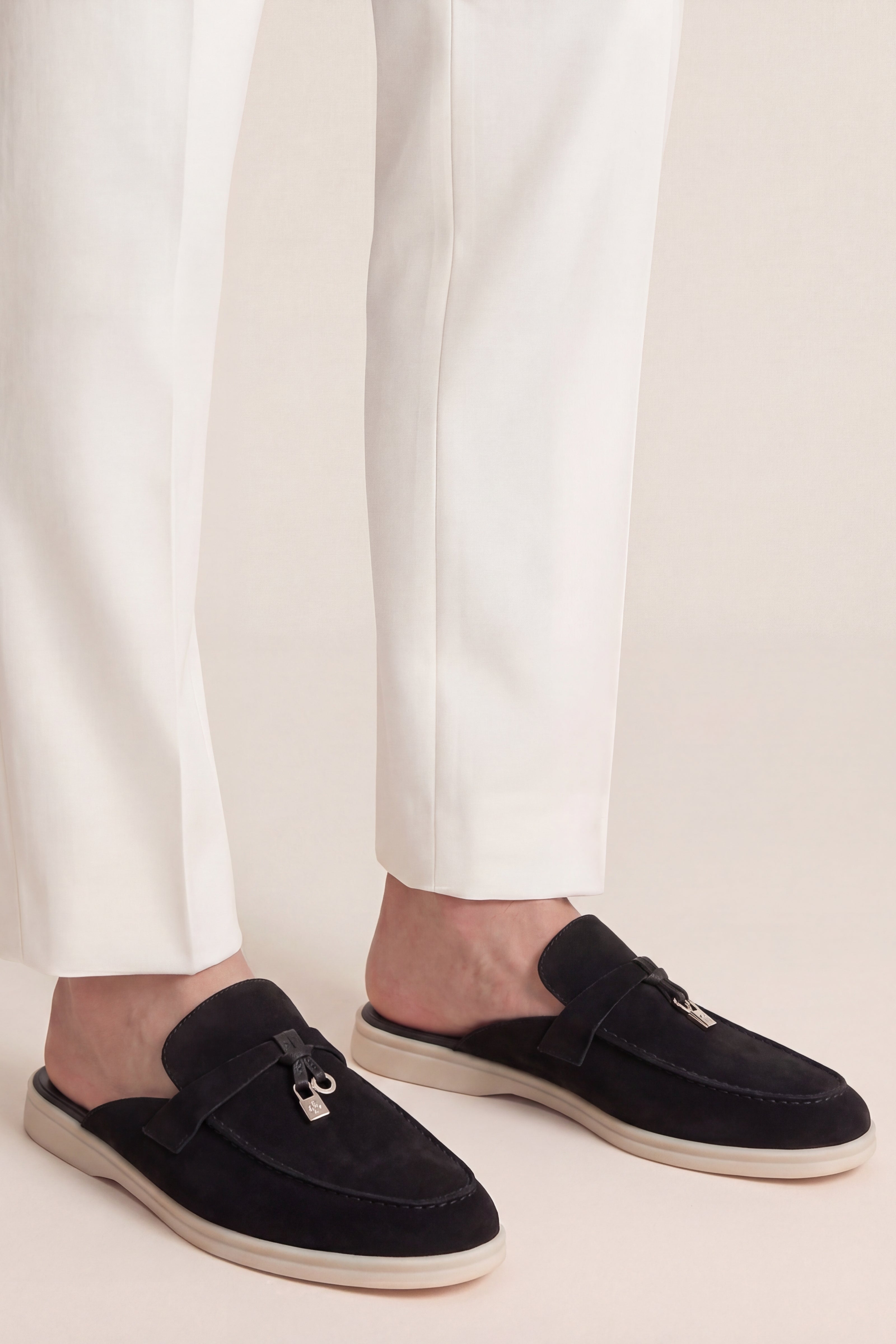 Filandori Buckle Mule Black