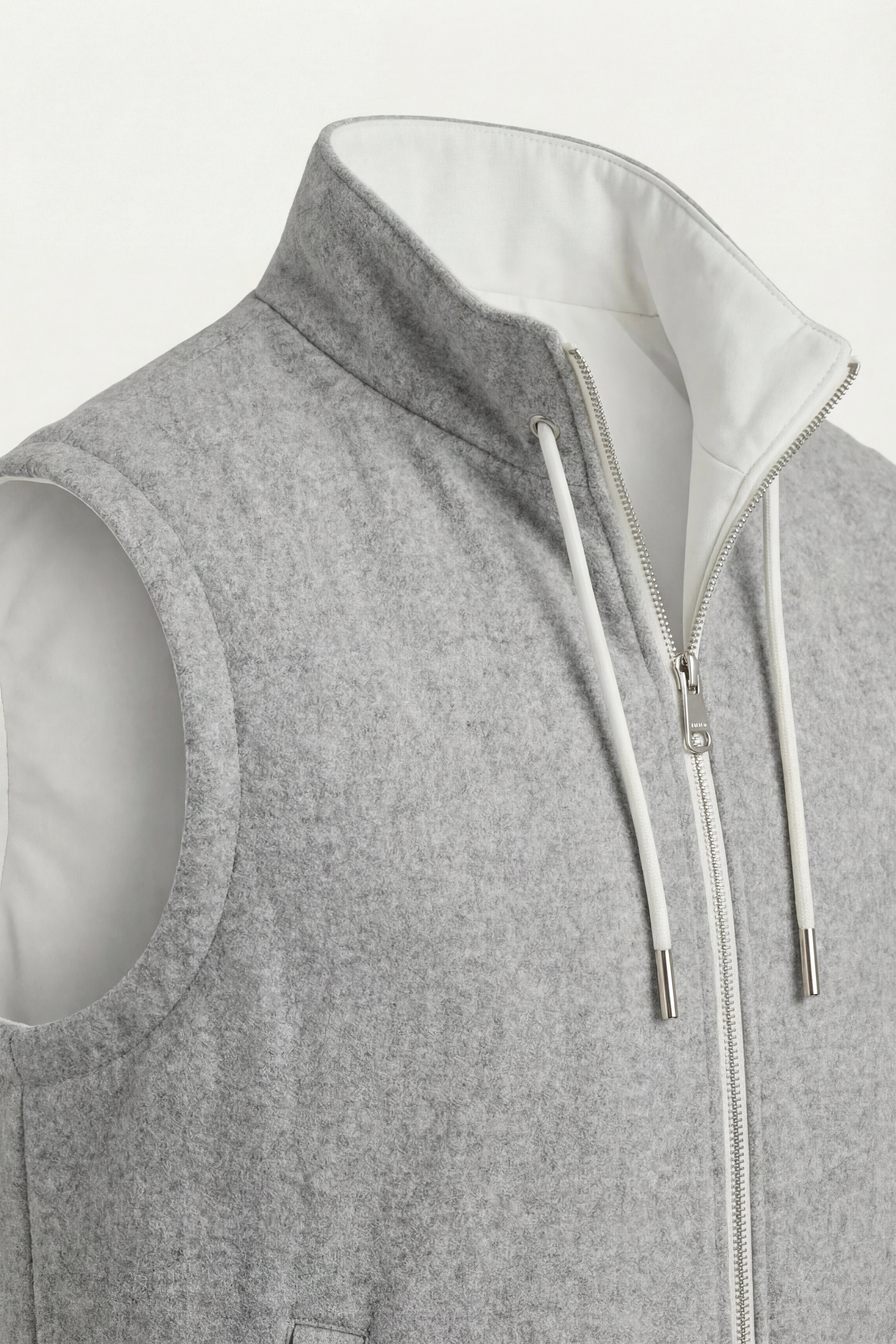 Filandori Reversible Vest Ivory