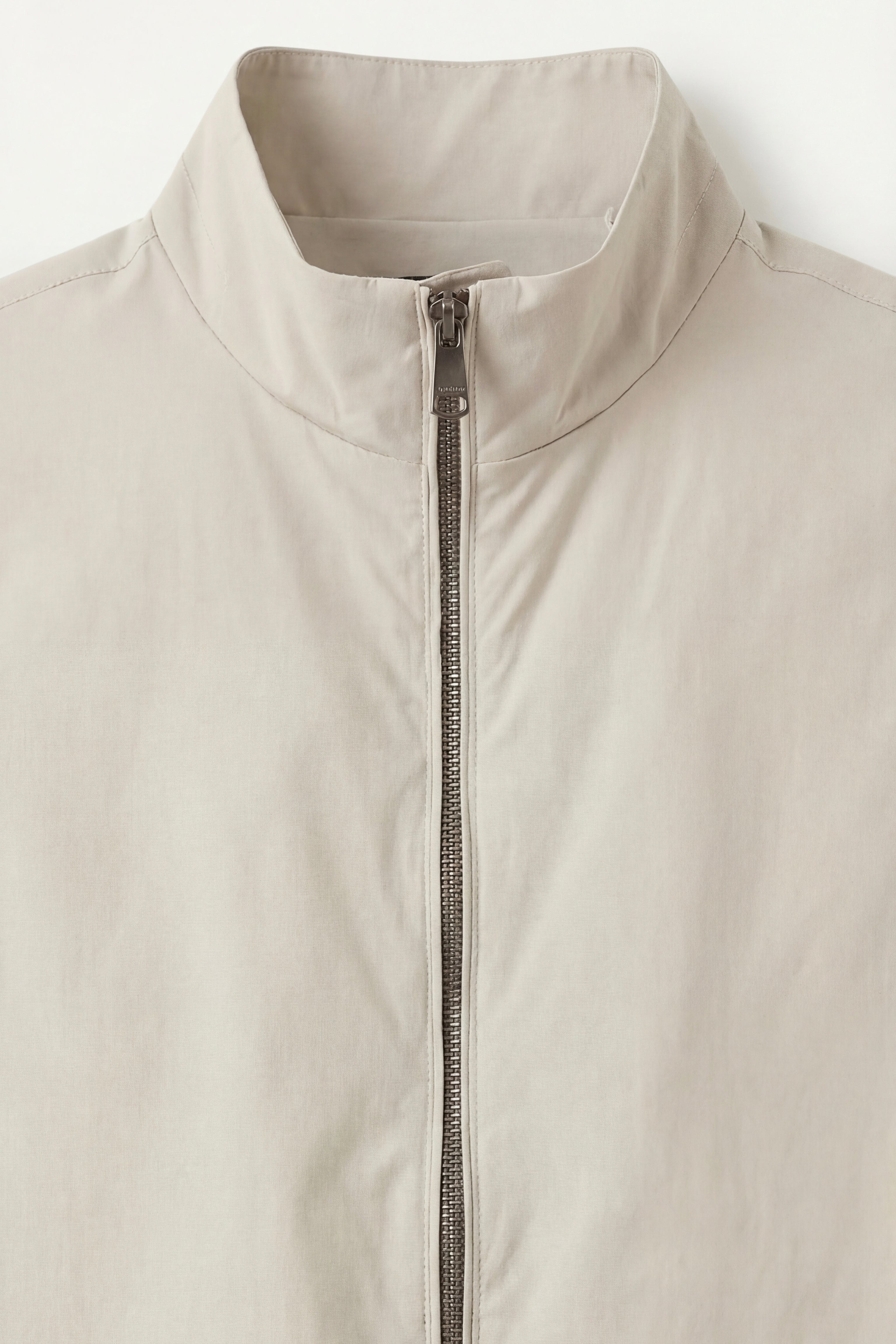 Valeno Stand-Collar Zip Vest Beige