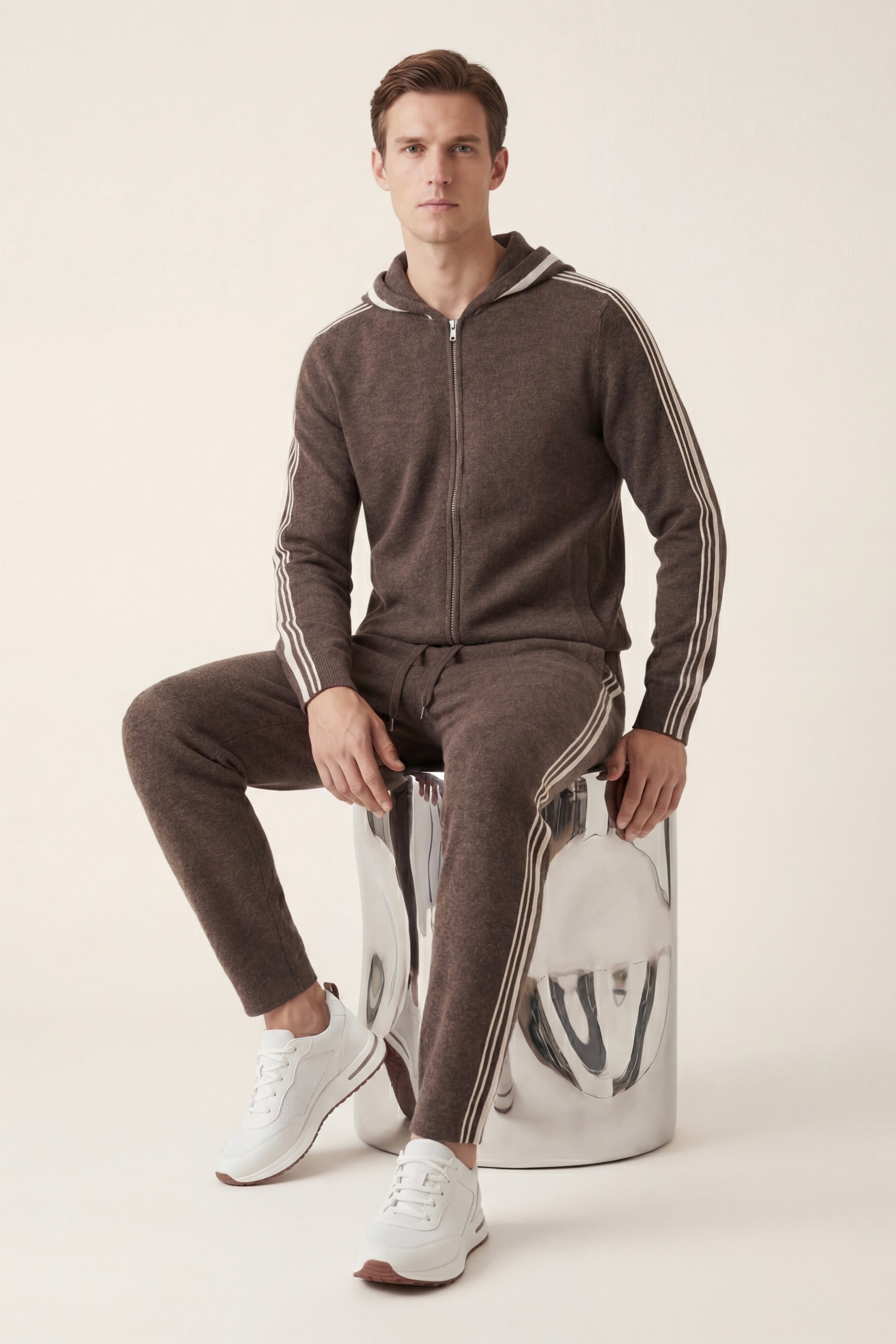 Giancarlo Hooded Zip Set Brown