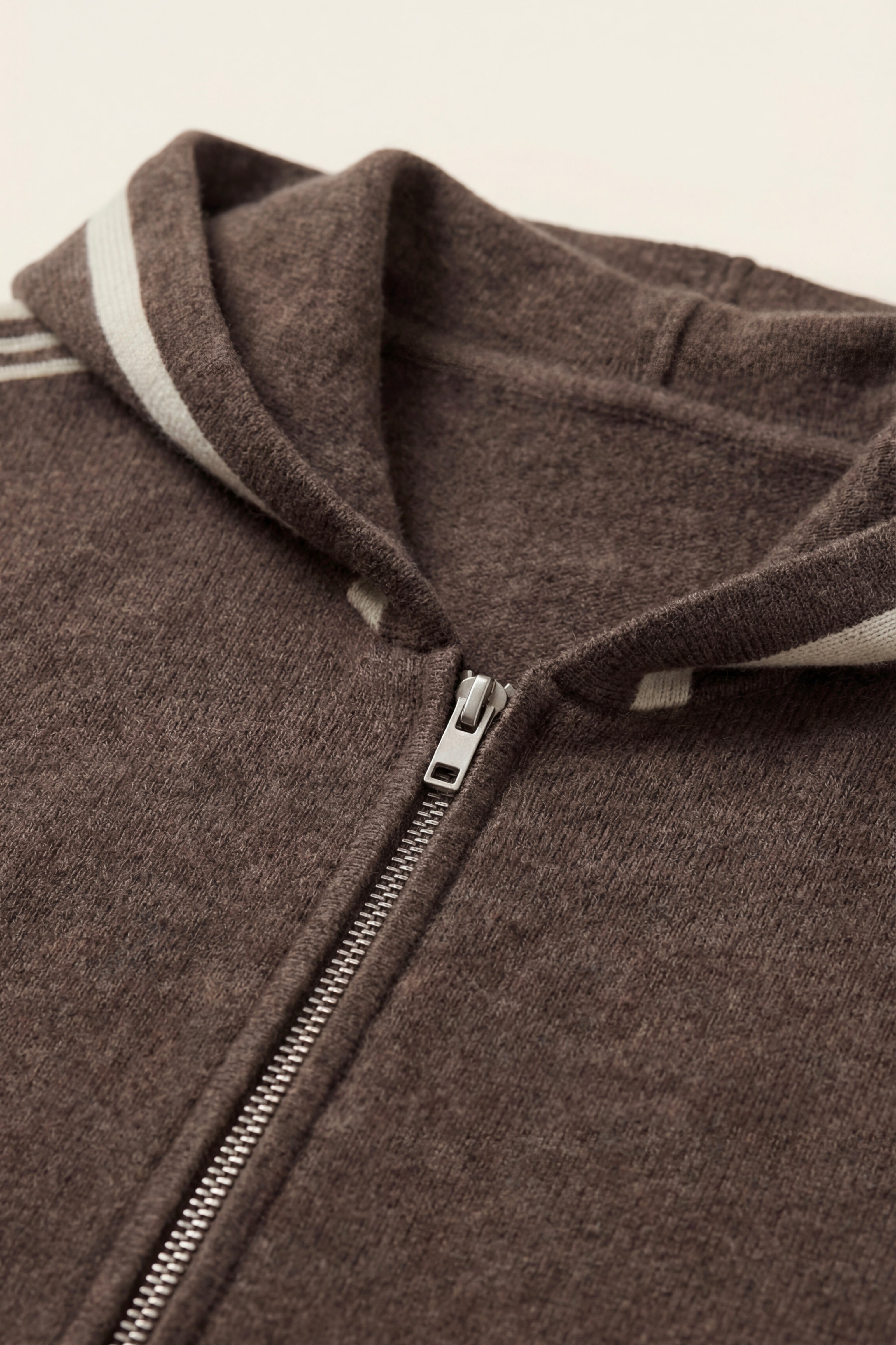 Giancarlo Hooded Zip Set Brown