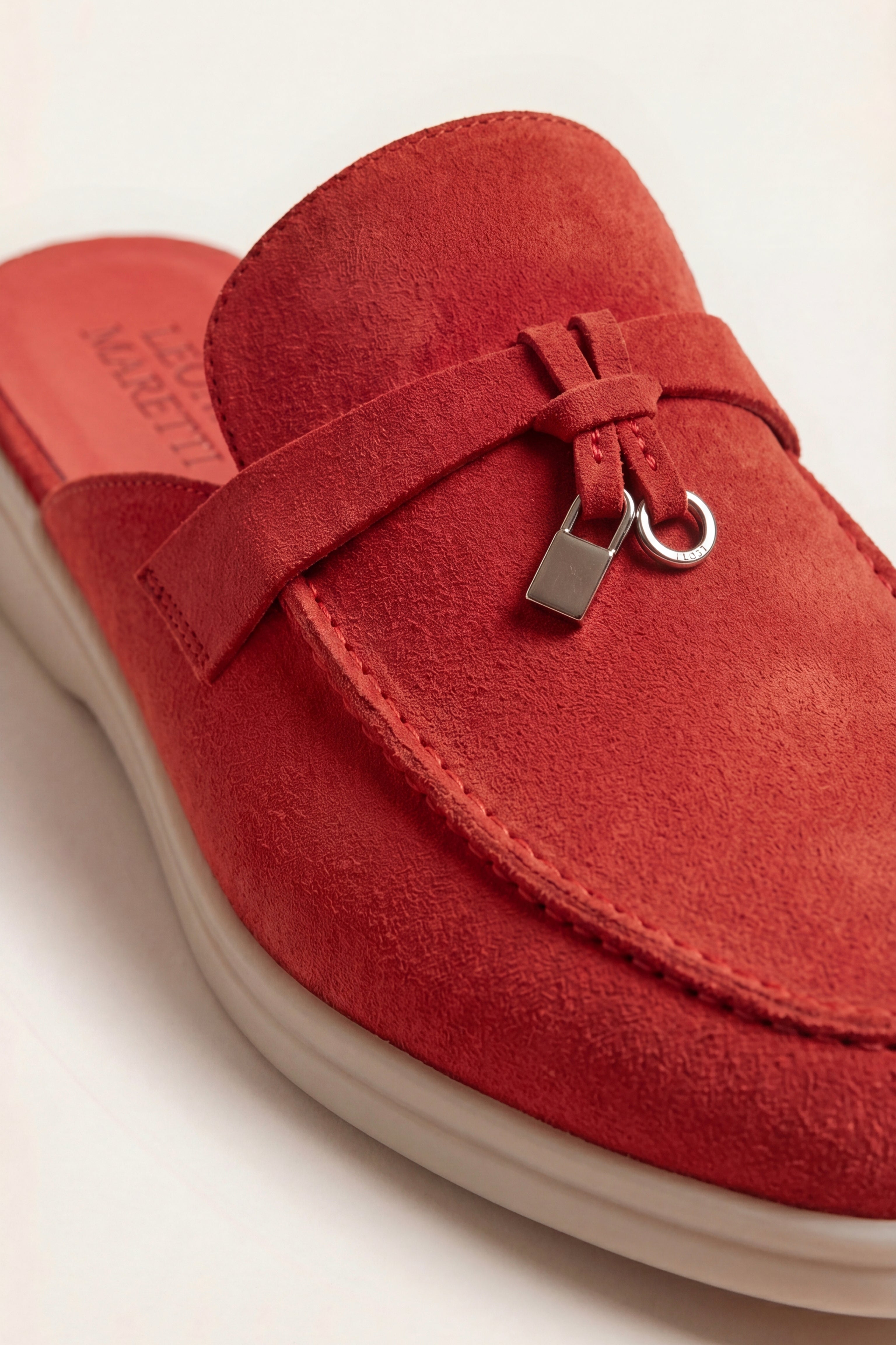 Filandori Buckle Mule Red