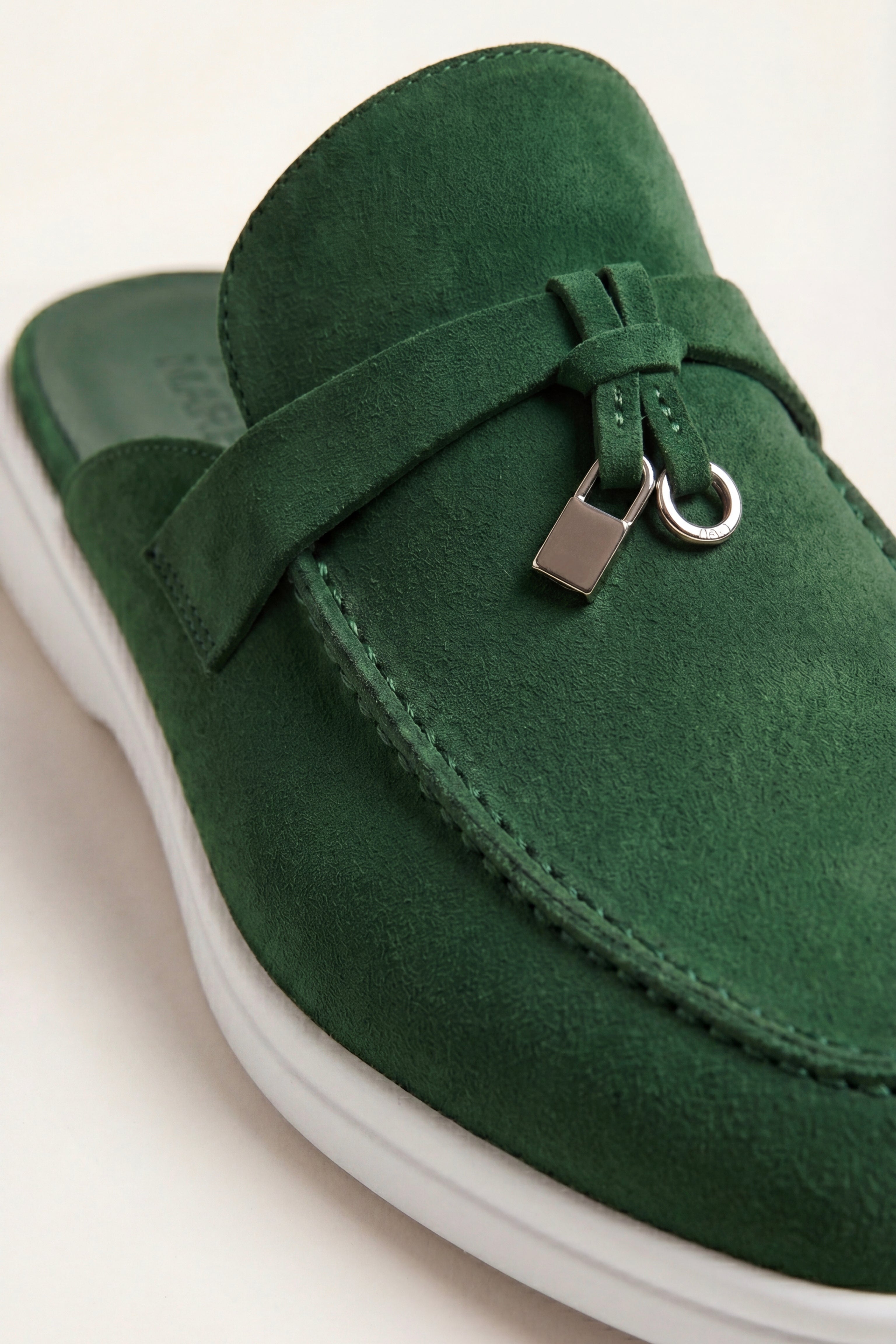 Filandori Buckle Mule Green